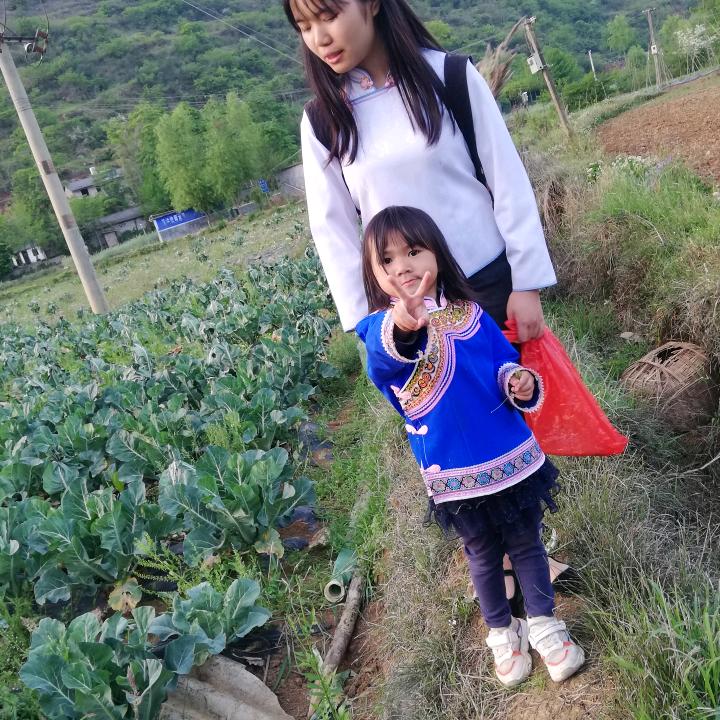 云南的小三妹