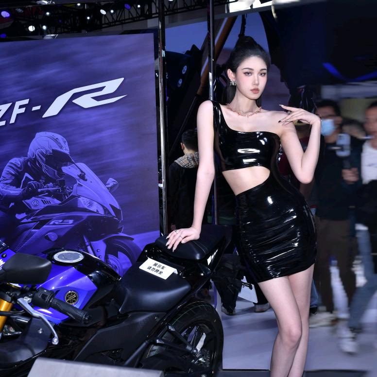 一米八的蔡文姬