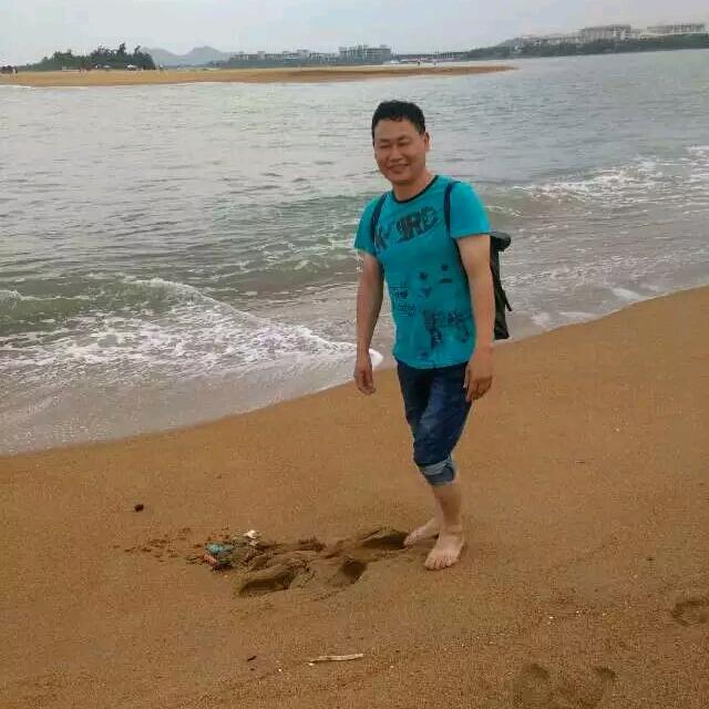 蓝海荣