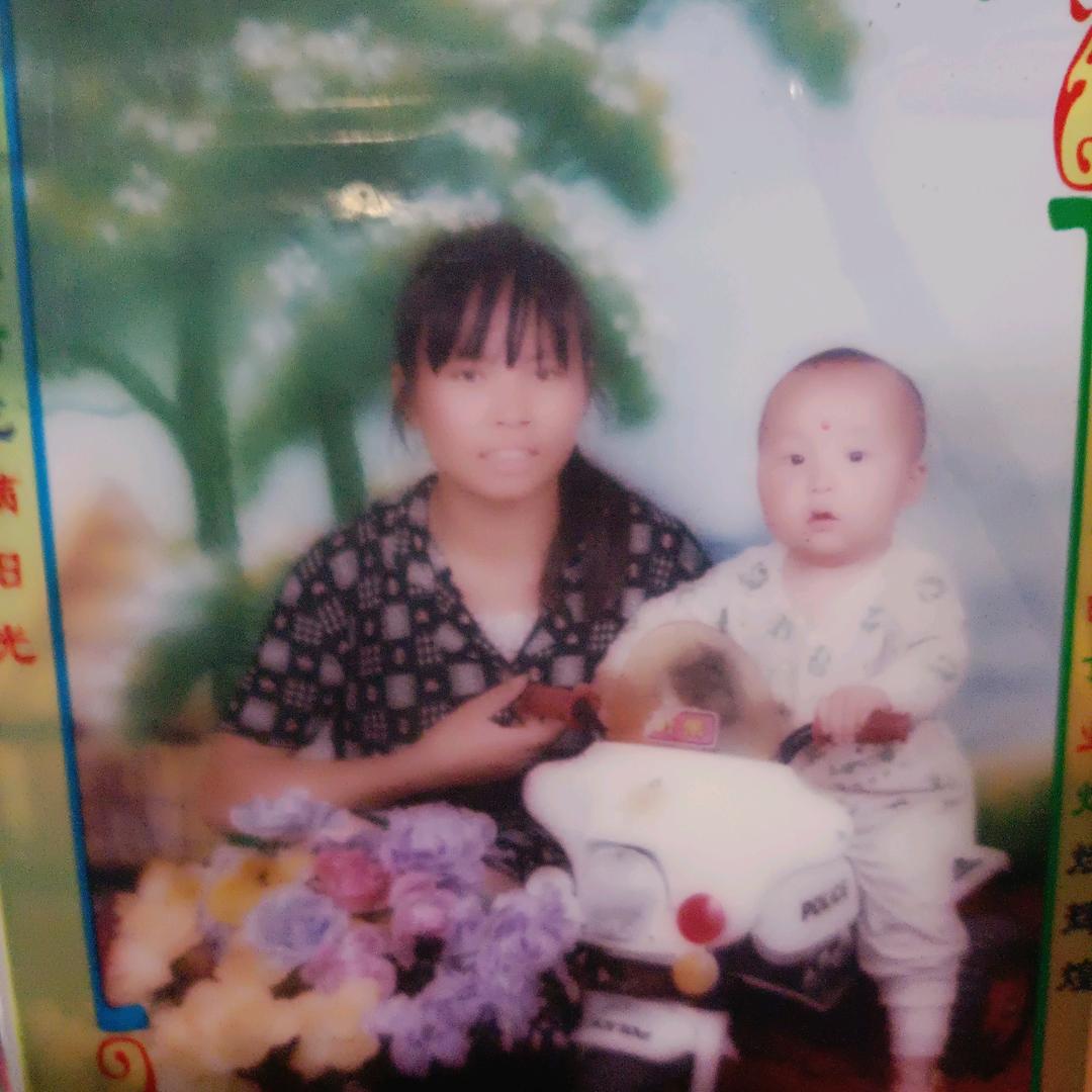 彭玲
