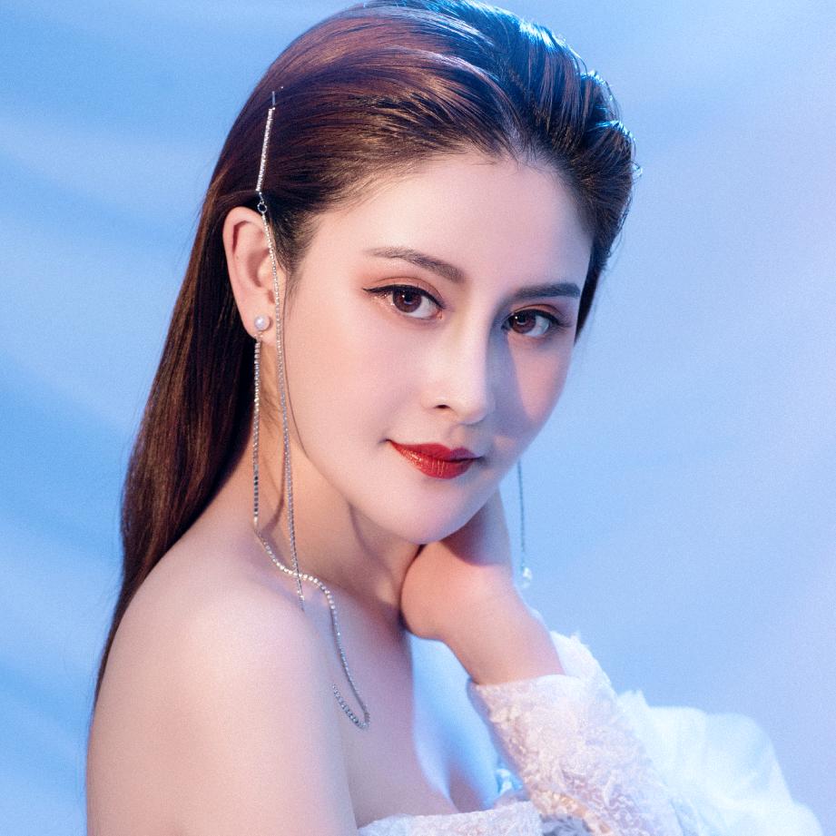 芭比李芳蕊
