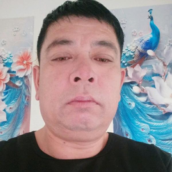 天在下雨我在想你