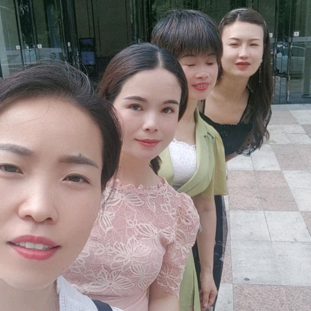 遇美莱国际  斑  敏   痘