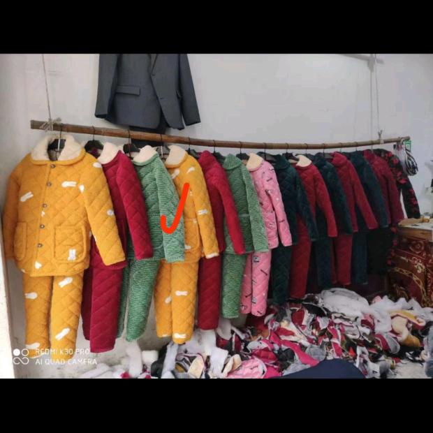 水箐订制衣服的