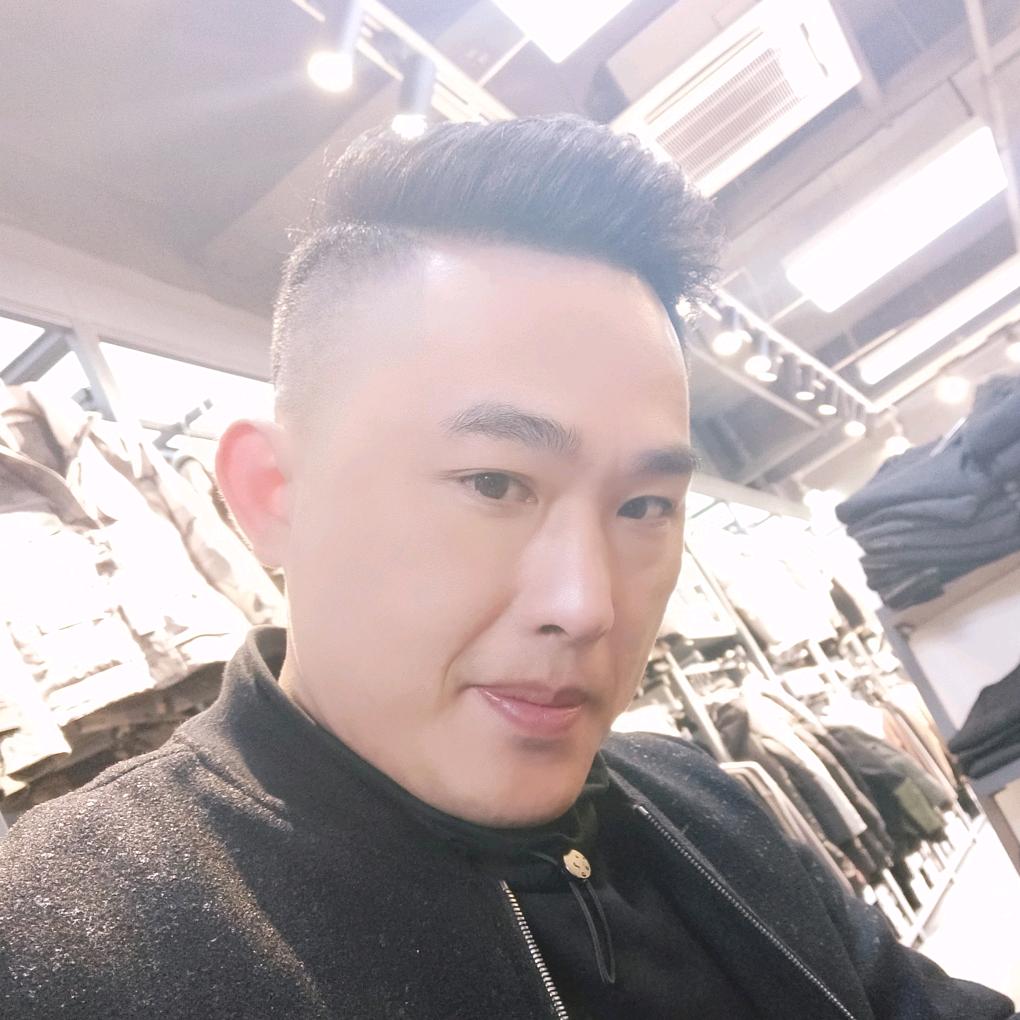 V尚2000男装(望城联富花园店)