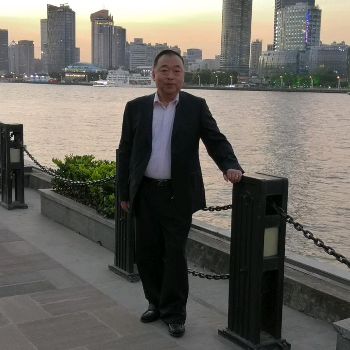 章伟云