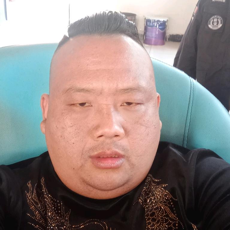 姜雷