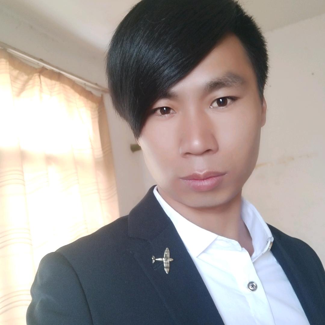 “努力拼搏””