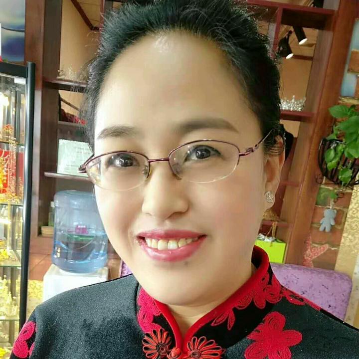 保翠喜衣唐装