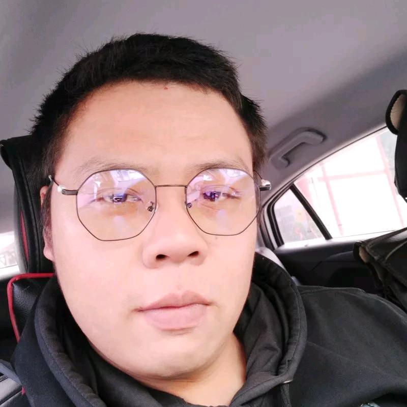 一位不愿透露姓名的靓仔