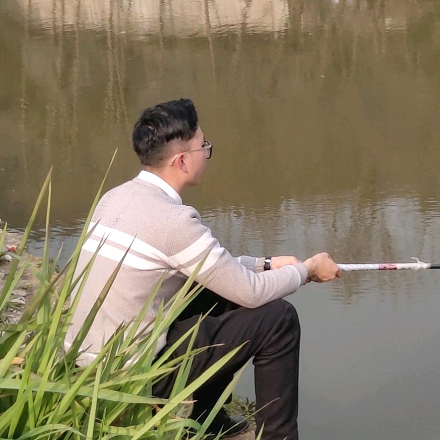 喂鱼小队长王Sir