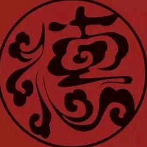 小七.