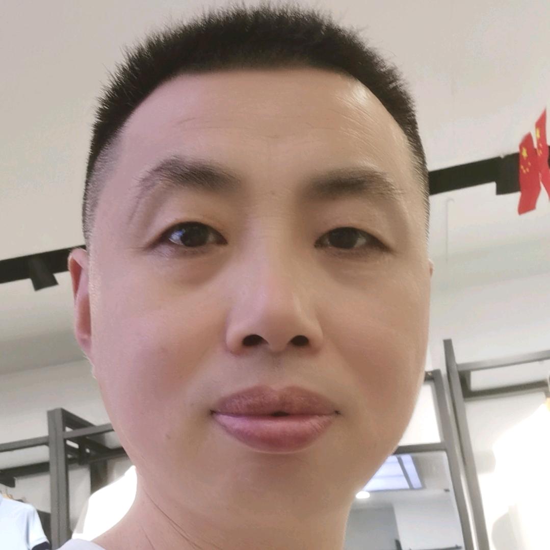 白雀街头男人帮胡哥