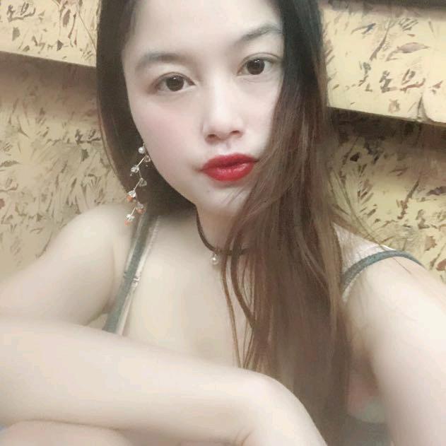 ella。