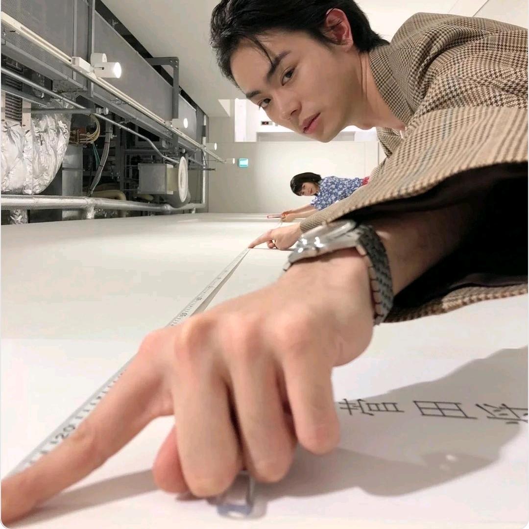 热情莴笋叶
