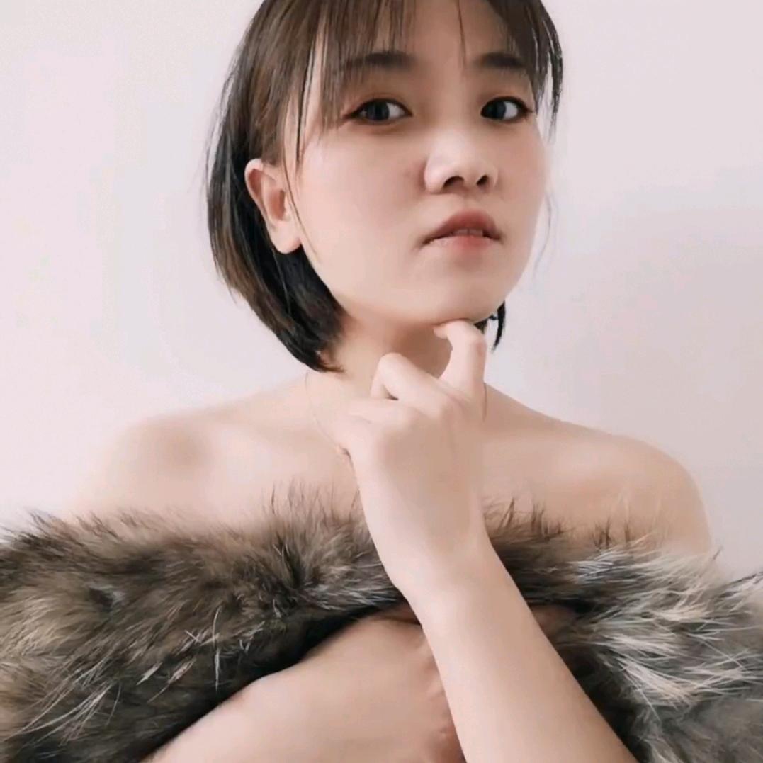 简奈美甲美睫