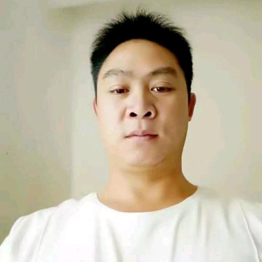 罗洪；