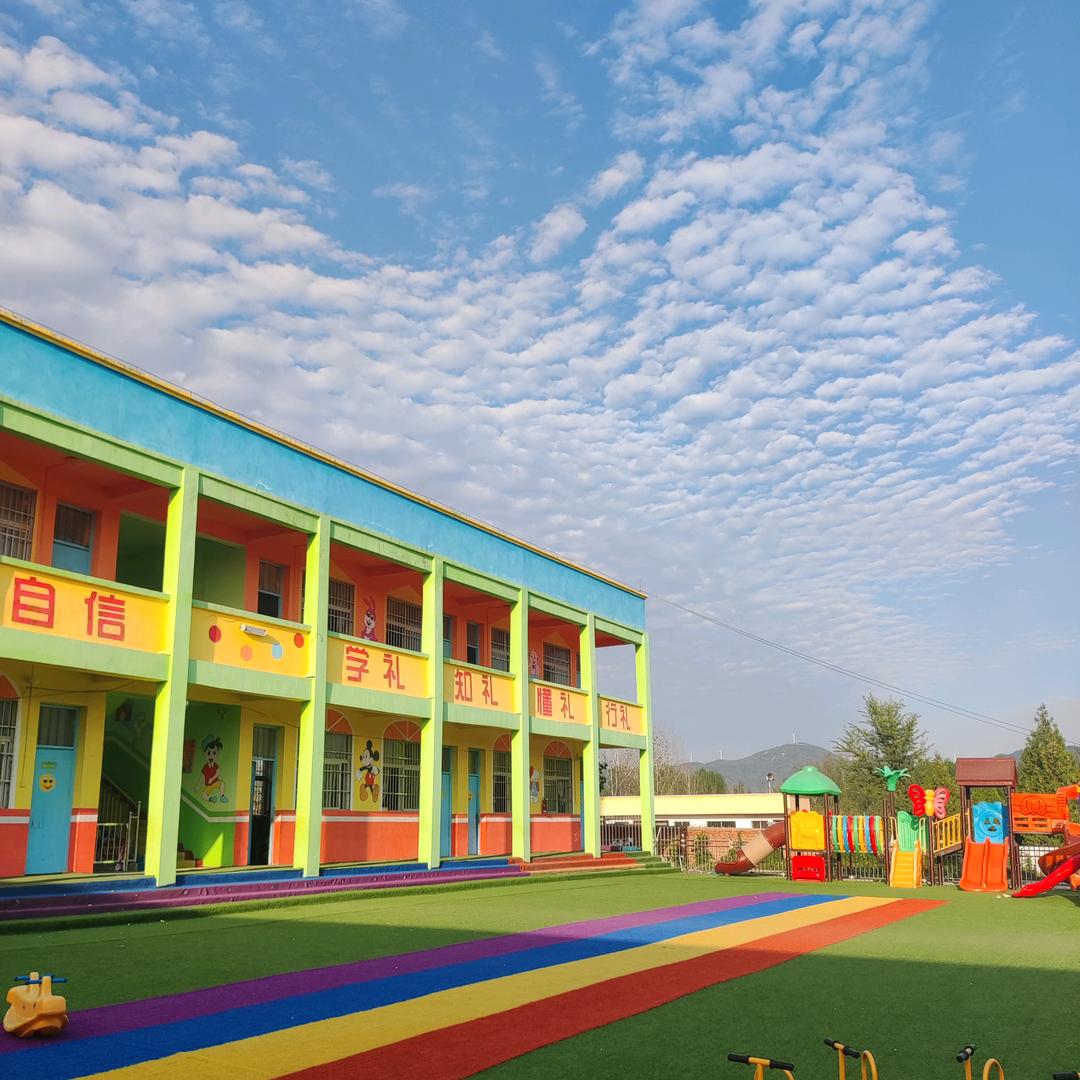 邱庄小学幼儿园的小可爱们