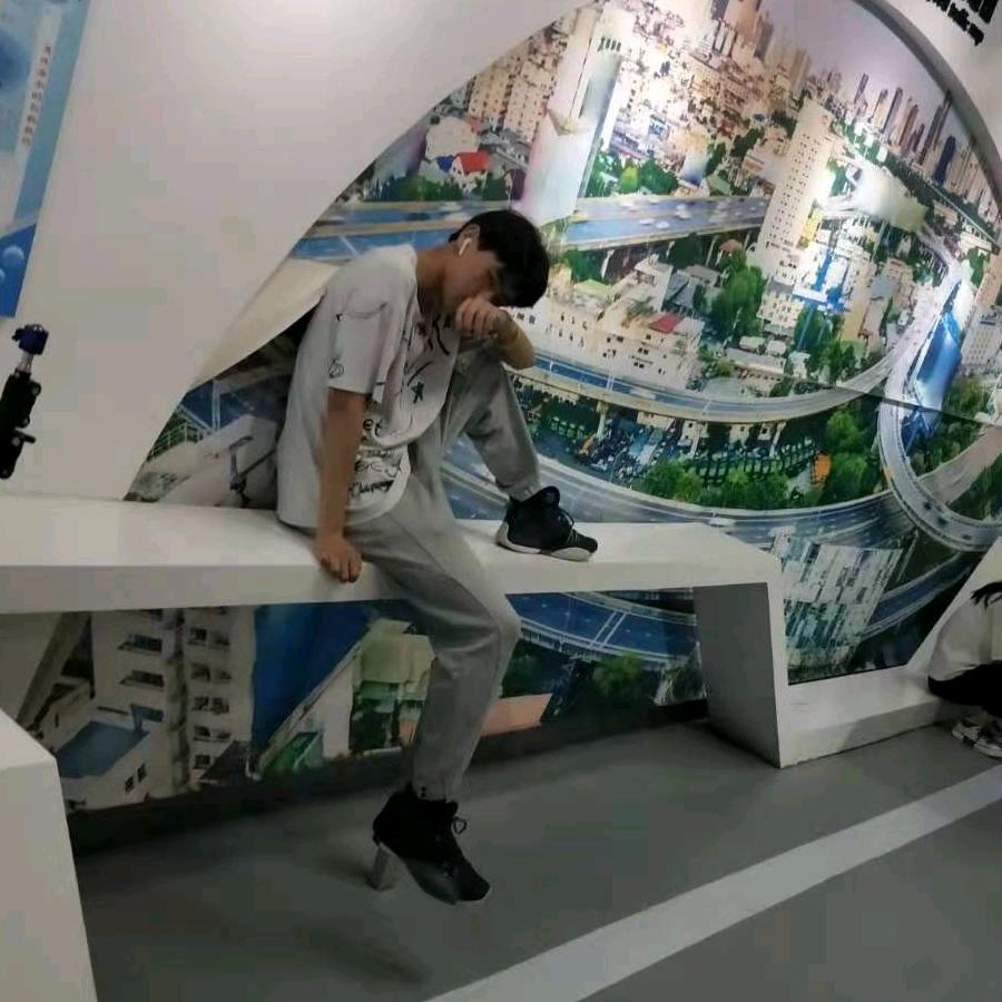 患难见真情。