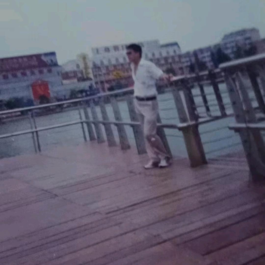林霞晗俊