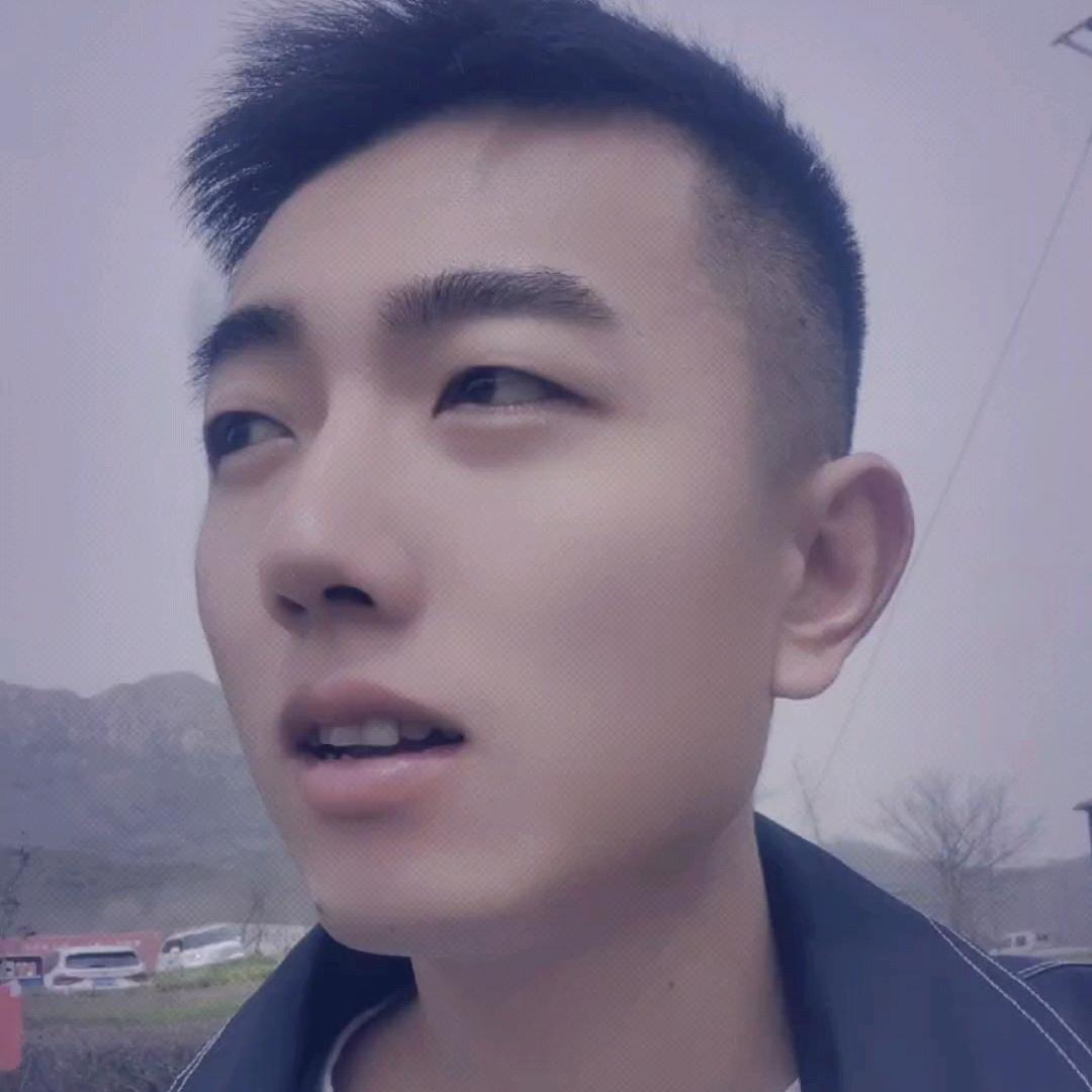 🌈Lee