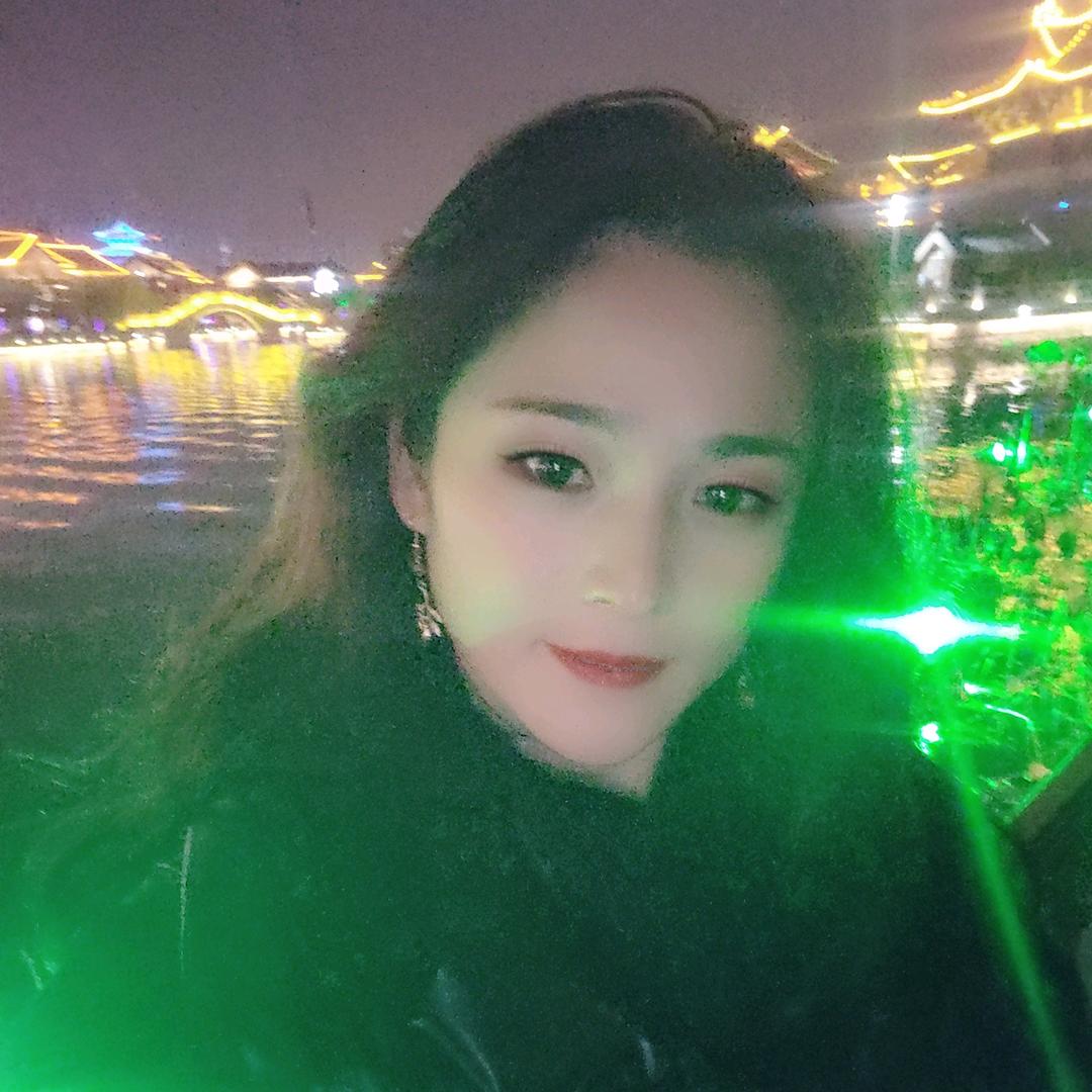 小辉辉_256760036