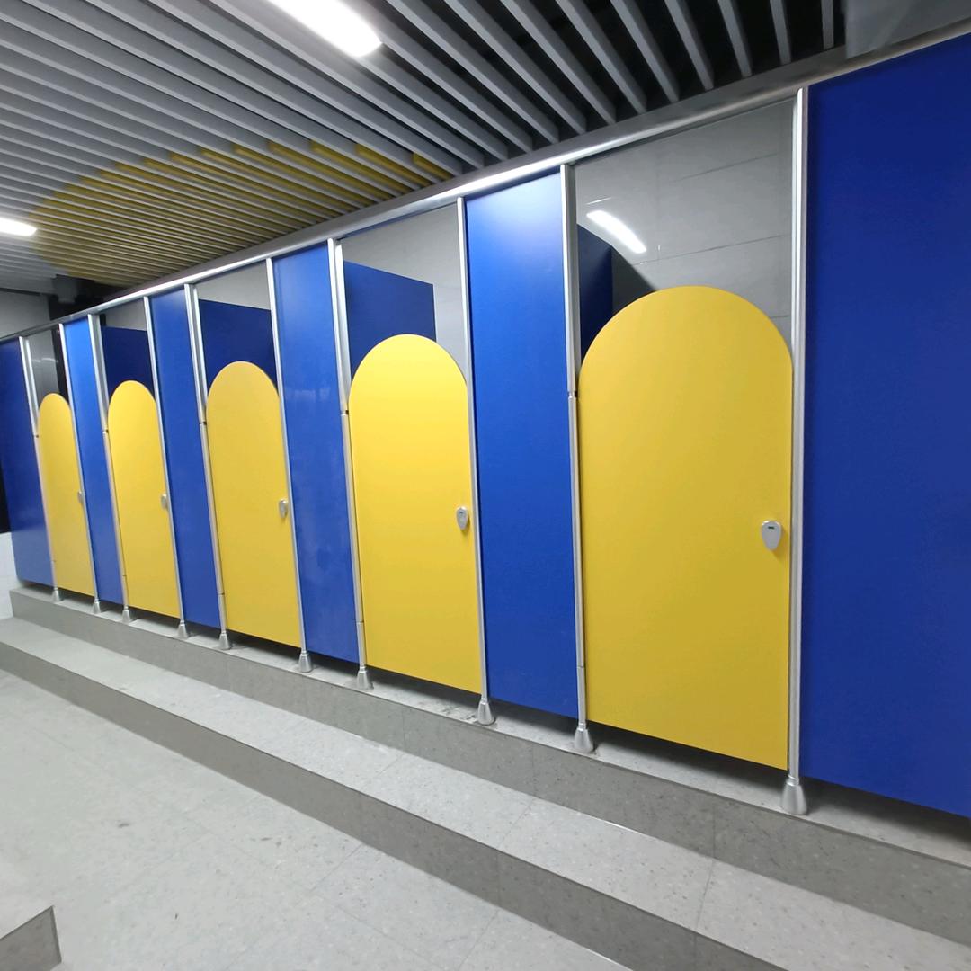 南京康宝丽卫生间隔断