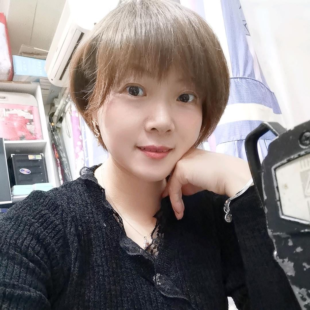 小丽（请勿连赞）