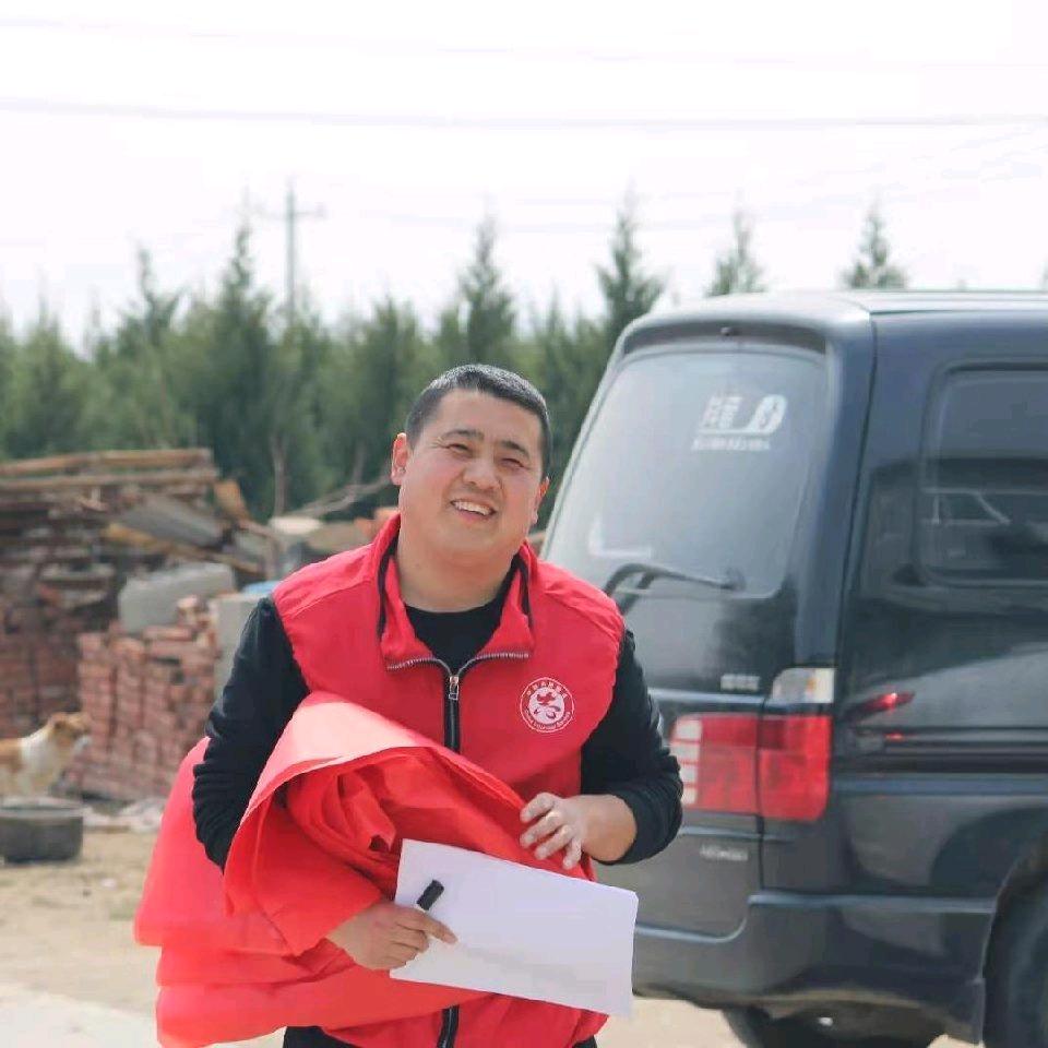 抖音寻人李小胖烈士寻亲