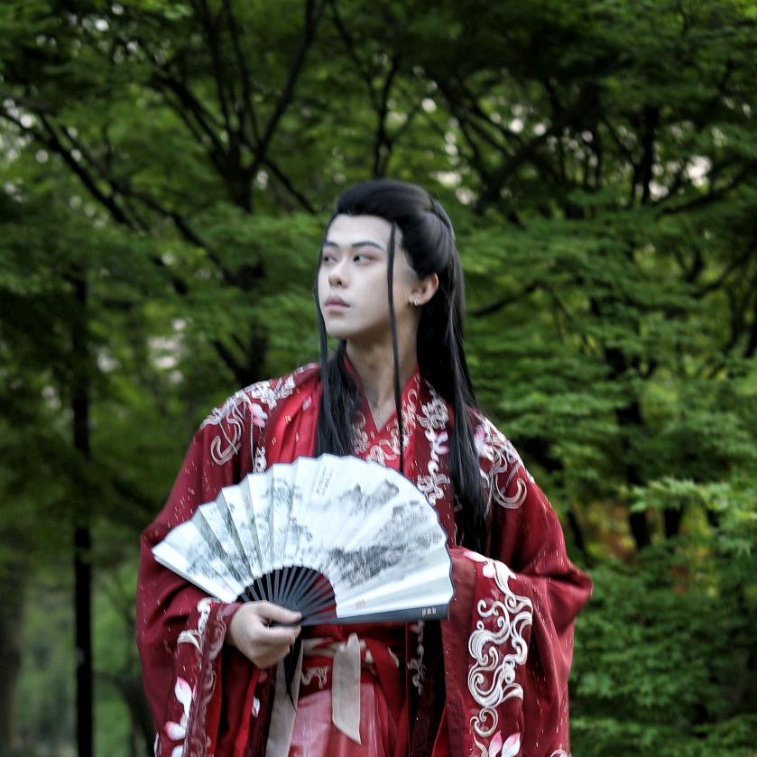 王龙龙