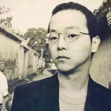 据说真的有神，是我这个孤家寡人