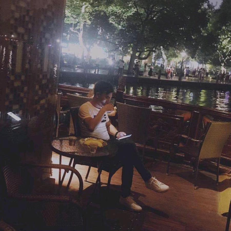 小 小 小 杨&么么哒