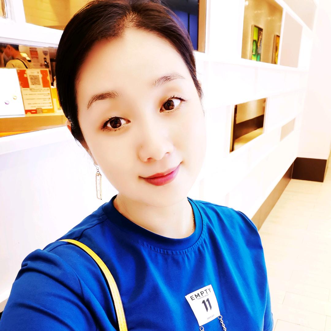 微笑de丽丽