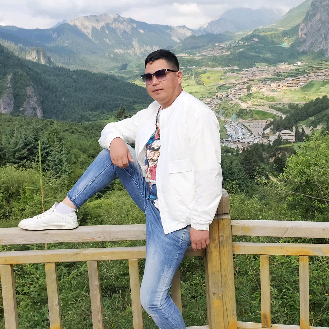 小杨哥