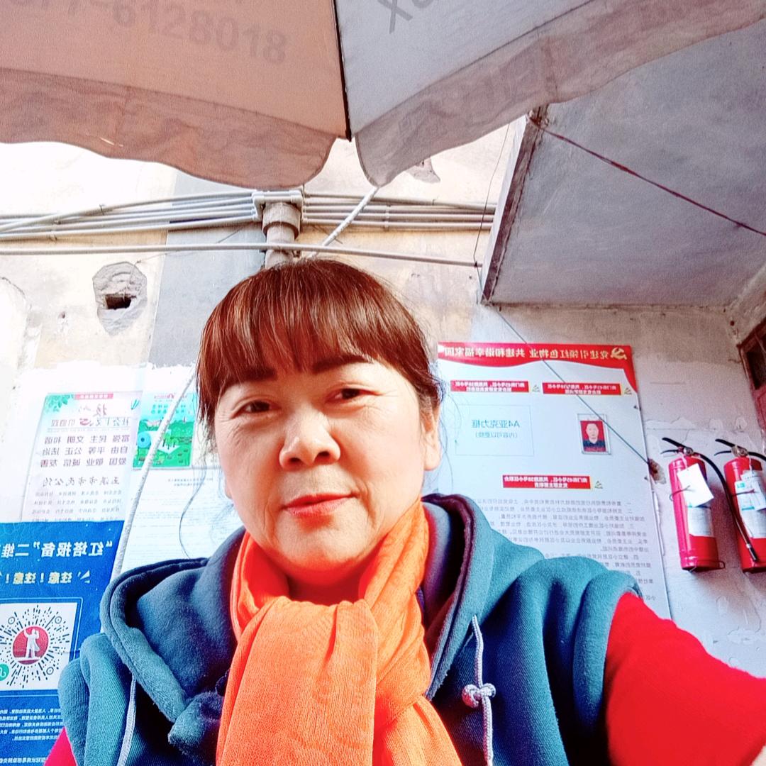 好姐姐晚20点30分直播