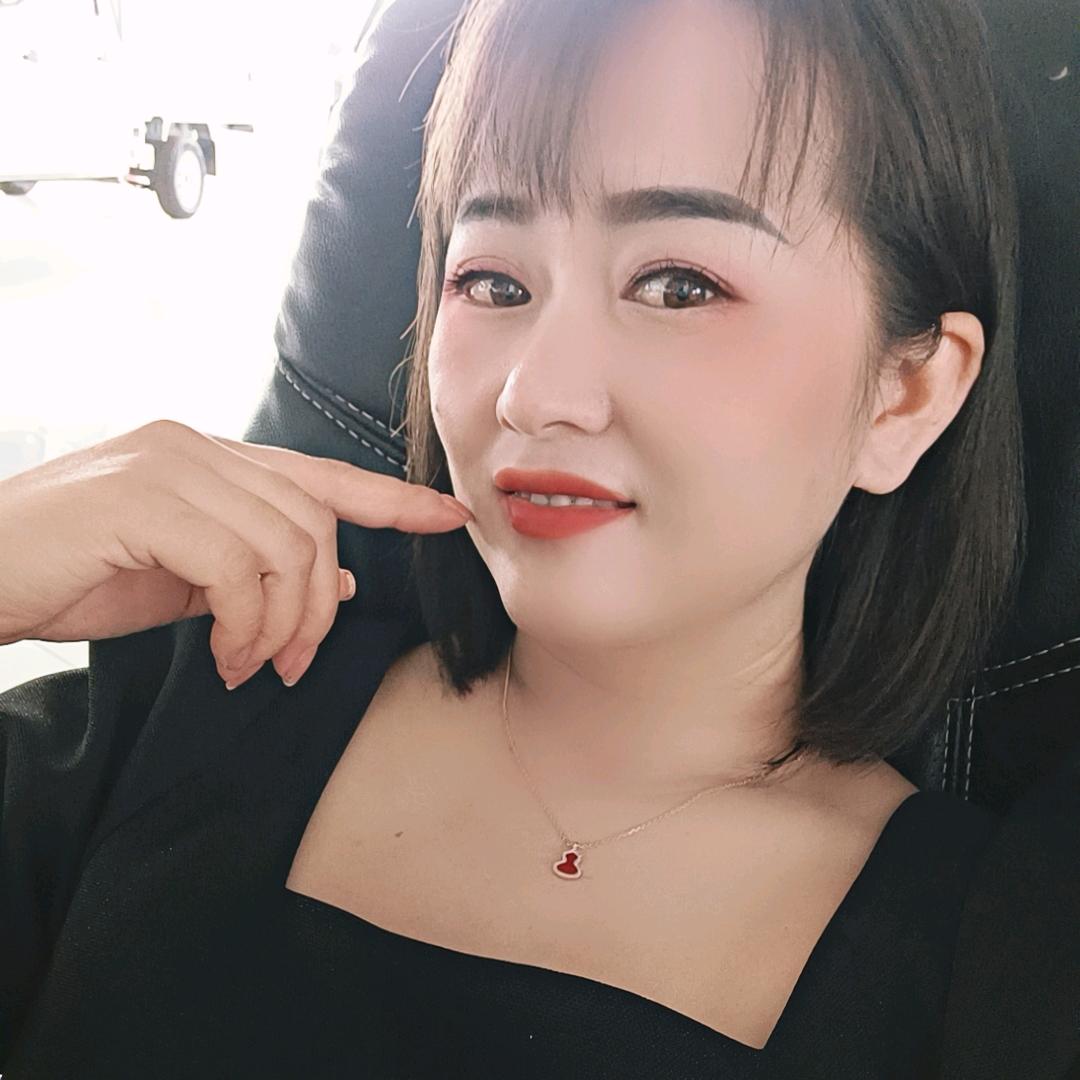 永德卖车小姐姐罗艺