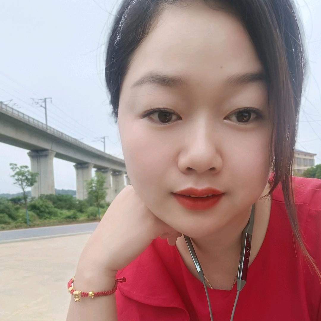 是秀秀吖🐶