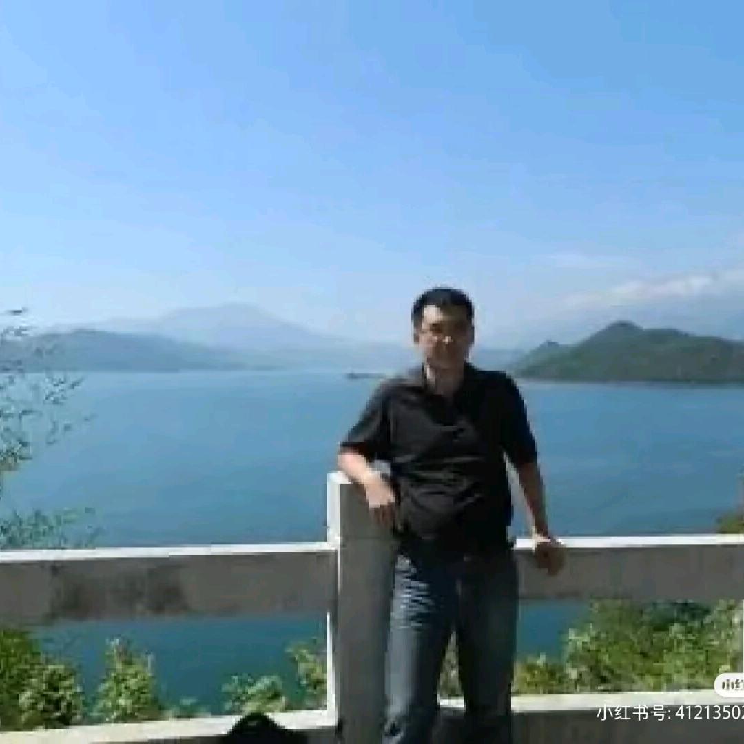 AA建材城李富贵