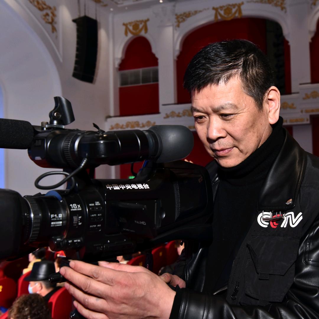 李德斌