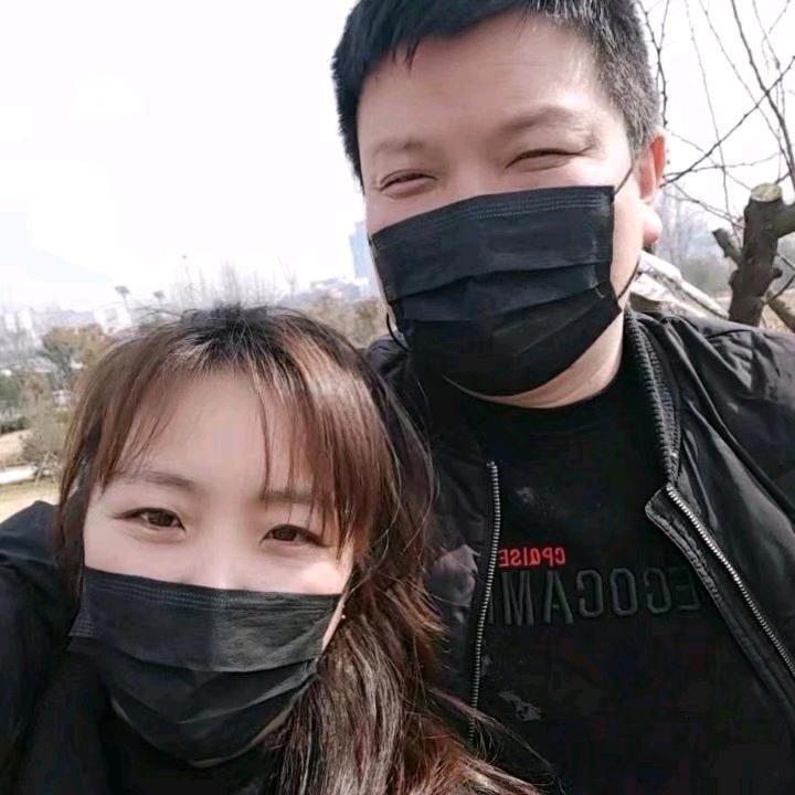 腼腆木子