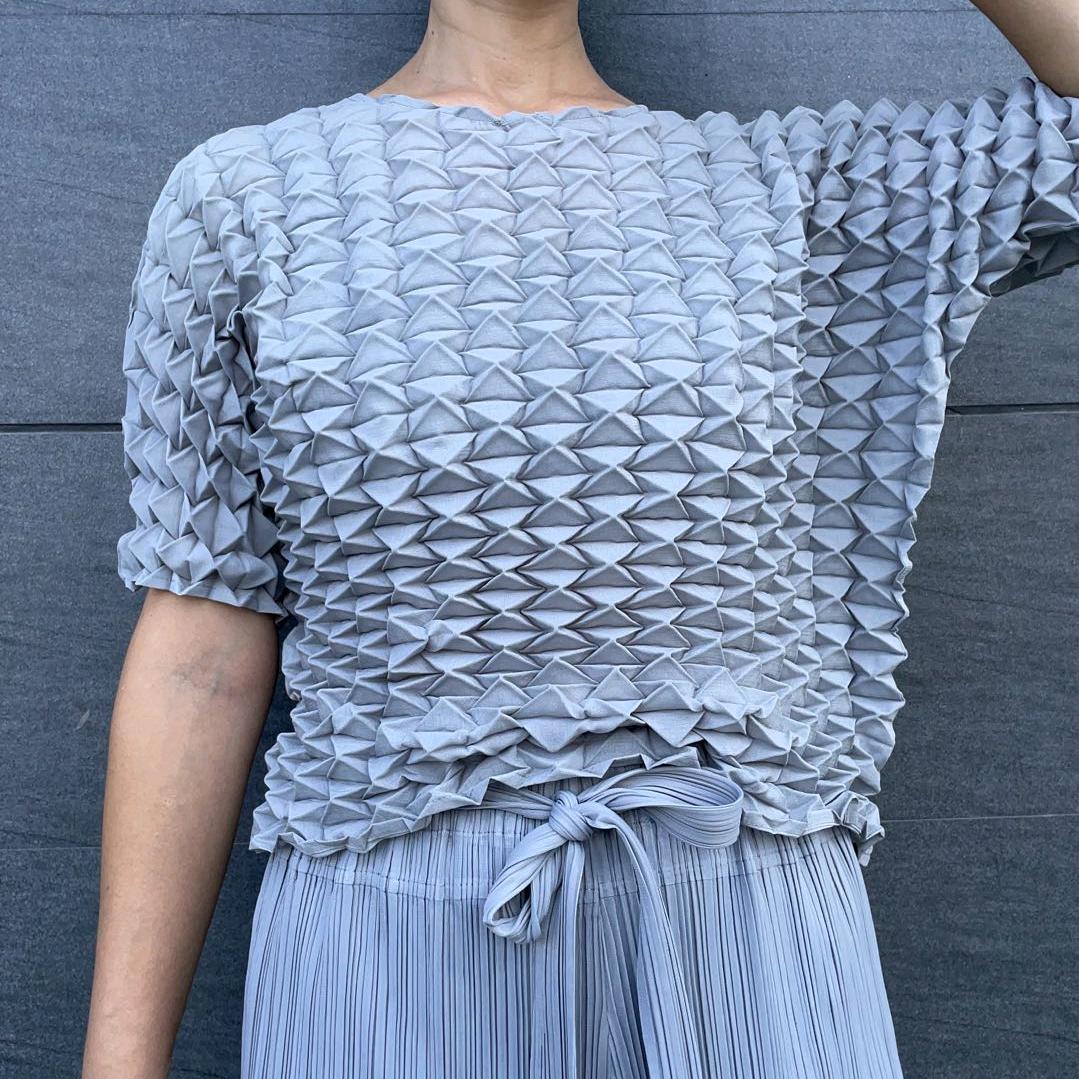 三宅褶皱服饰店주름옷플리츠