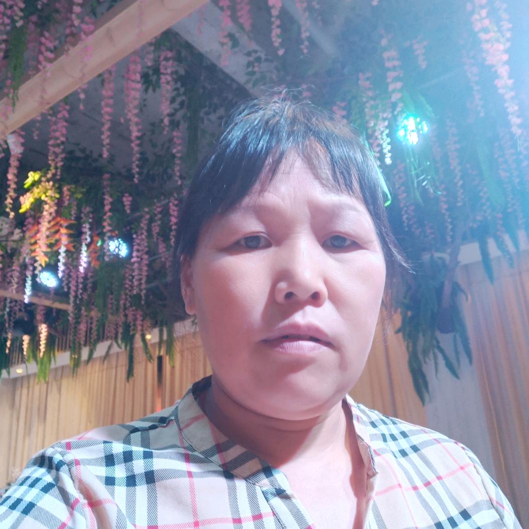 易育英