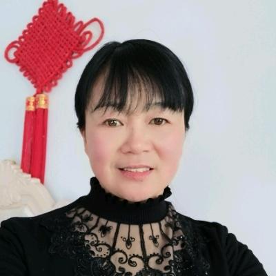 民勤县泉山镇农机站院内回收废品