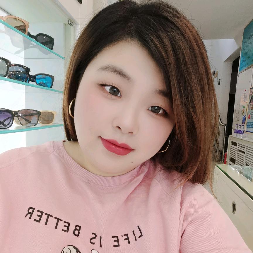 文登眼鏡妹ᥫᩣ       😎😎