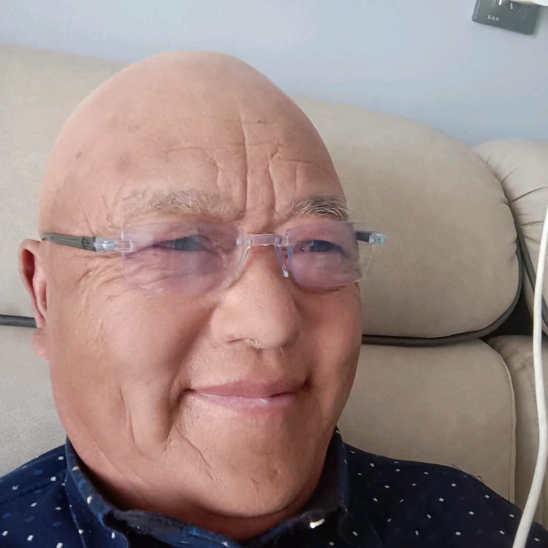 查保成（56年🐒）