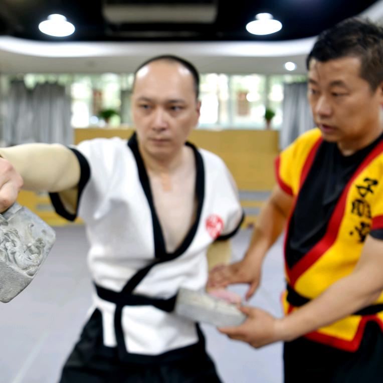 子明堂武道馆官方号-（二师兄来了）