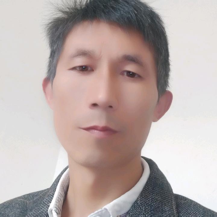 赠人玫瑰，手留余香