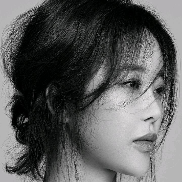 Sa-A-young头像