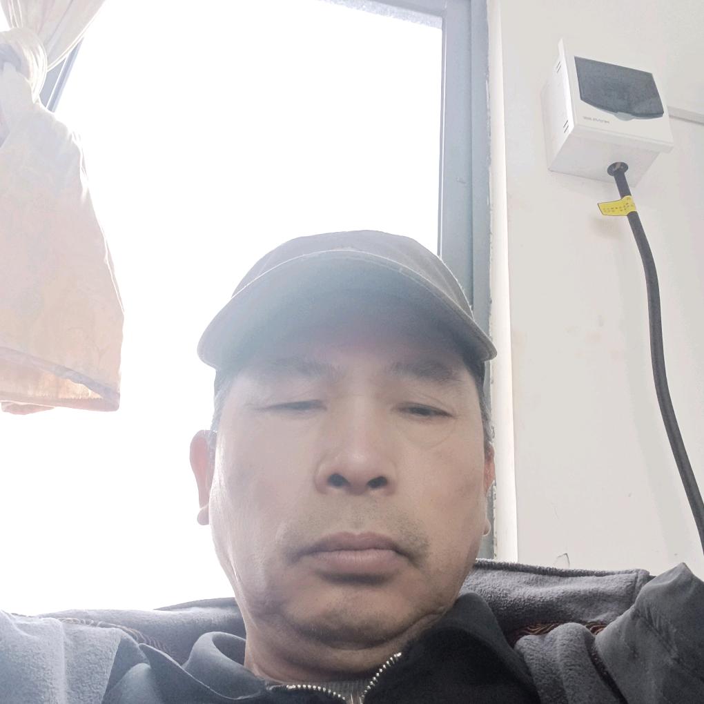 我叫邓建国公交车司机跑官田