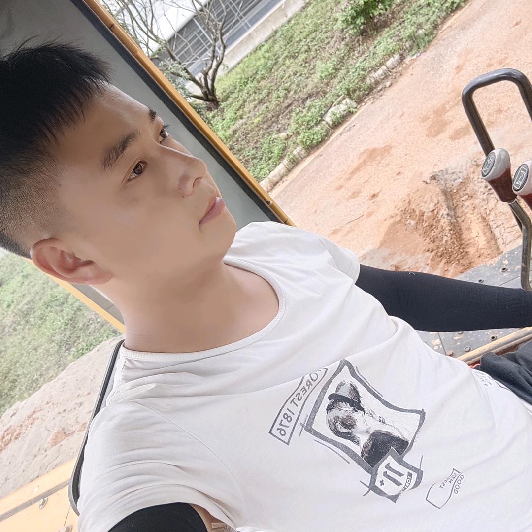 小哥哥☺️